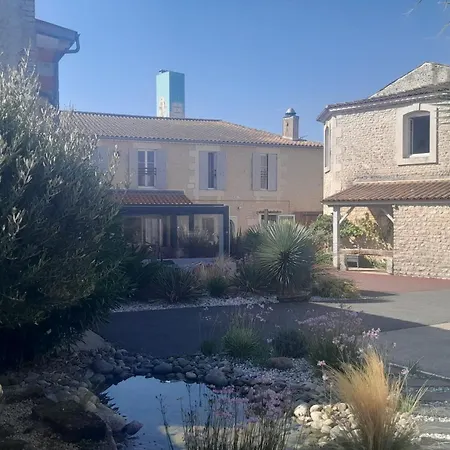 Hôtel Restaurant Le Commerce-2